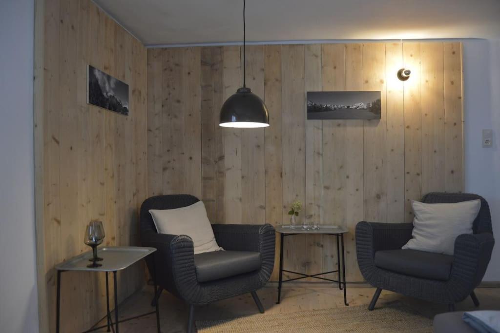 Herberge. 46 Apartment *